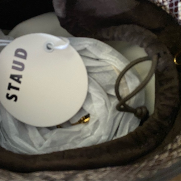 STAUD Bissett Snakeskin-Embossed Leather Bucket Bag - Picture 7 of 7